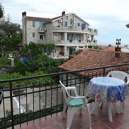 Guest House Zivkovic Светі-Стефан Екстер'єр фото