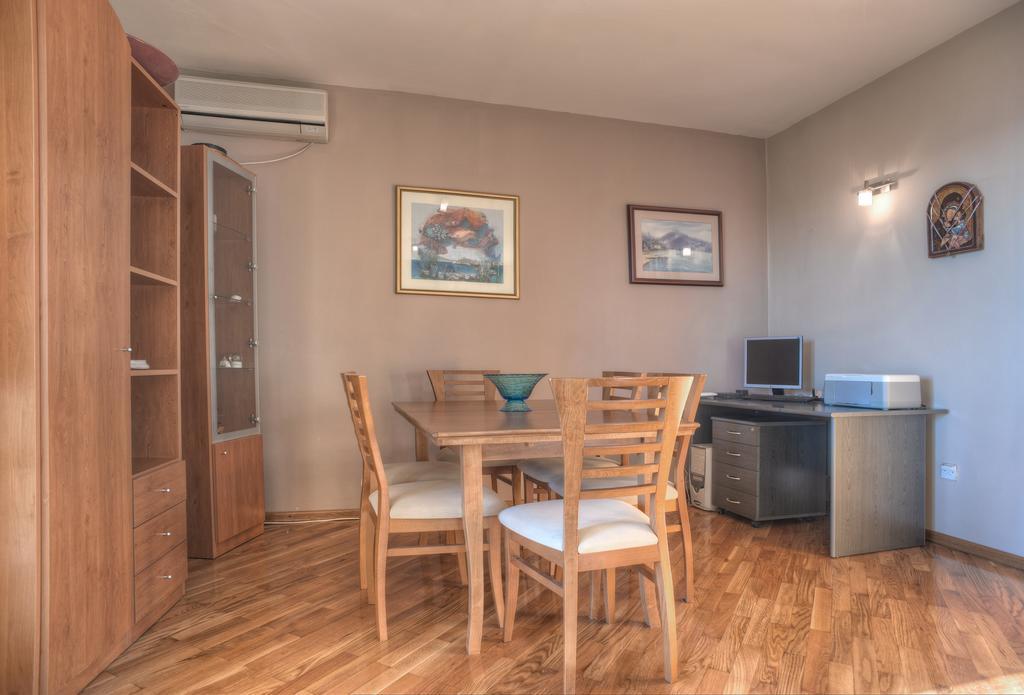 Guest House Zivkovic Светі-Стефан Екстер'єр фото