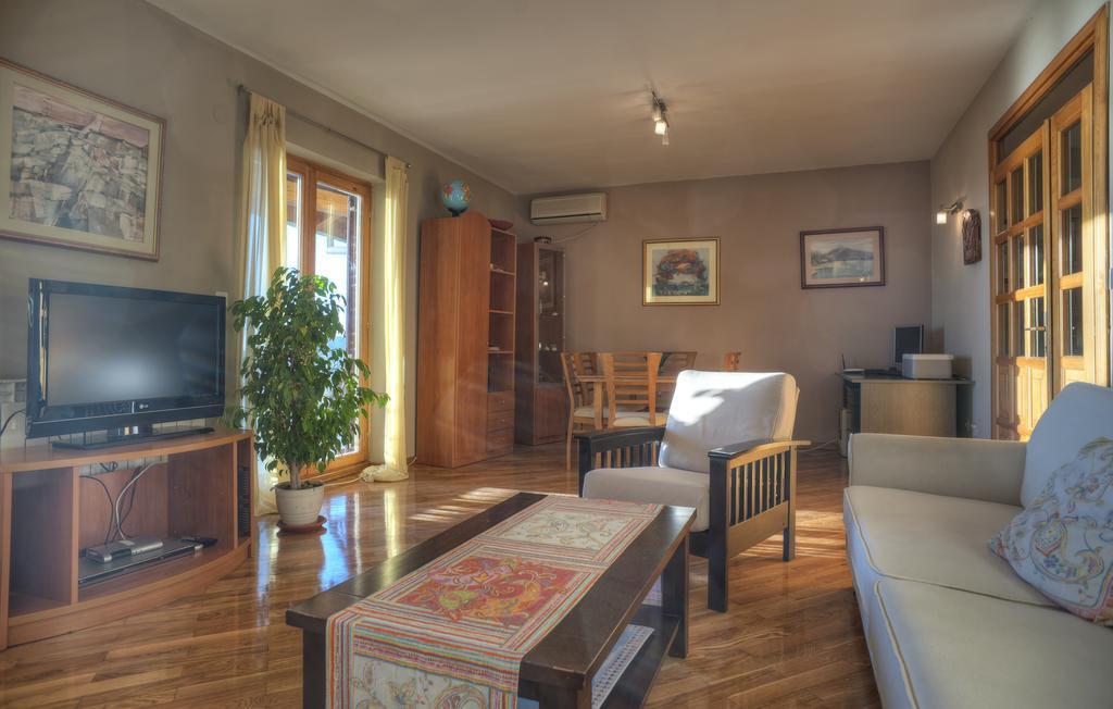 Guest House Zivkovic Светі-Стефан Екстер'єр фото