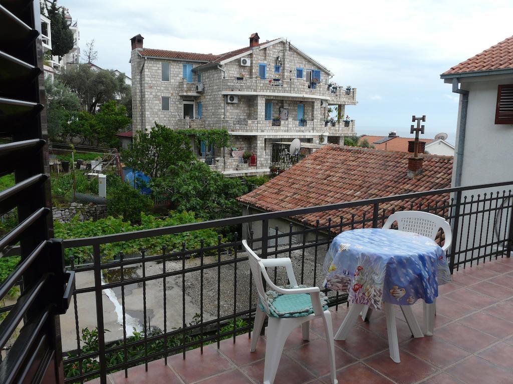 Guest House Zivkovic Светі-Стефан Екстер'єр фото
