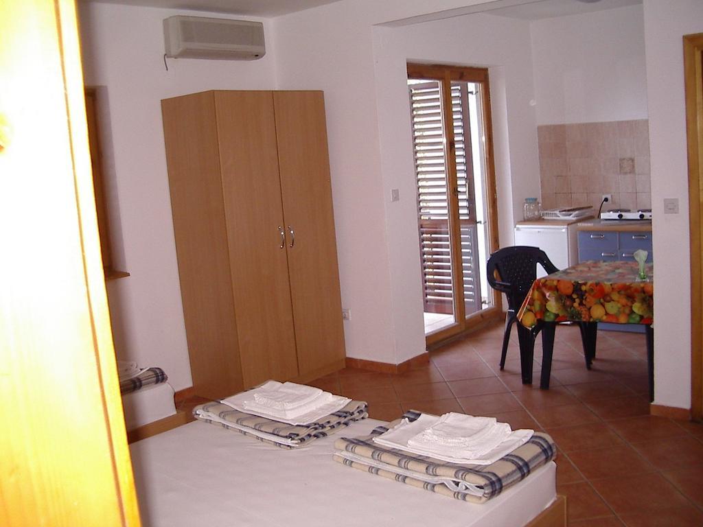 Guest House Zivkovic Светі-Стефан Номер фото