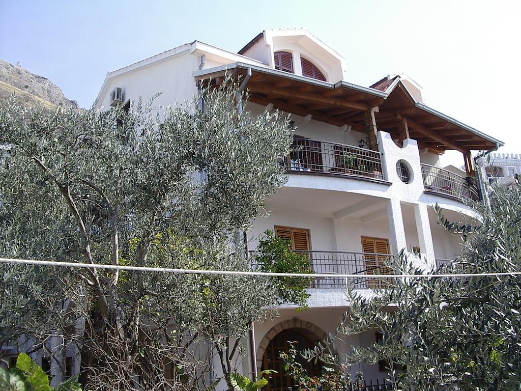 Guest House Zivkovic Светі-Стефан Екстер'єр фото